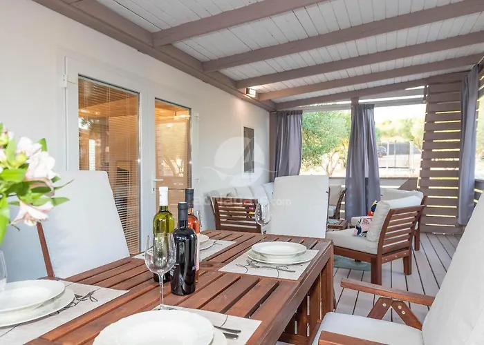 Mobile Pecten Exclusive 2 Vakantiehuis Pakoštane