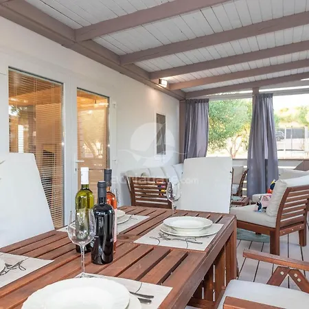 Mobile Pecten Exclusive 2 Holiday home Pakostane