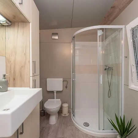 Mobile Pecten Exclusive 2 Holiday home Pakostane