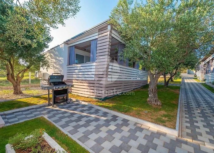 Mobile Pecten Exclusive 2 * Pakoštane