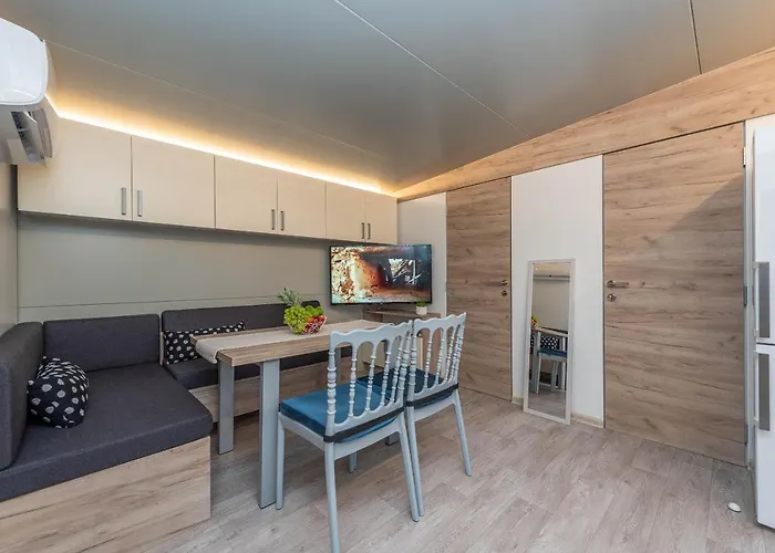 Mobile Pecten Exclusive 2 Ferienhaus Pakoštane