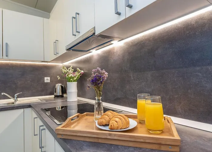 Mobile Pecten Exclusive 2 Pakoštane